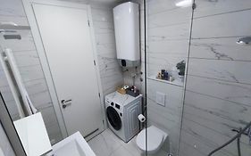 Luce Gold Apartment